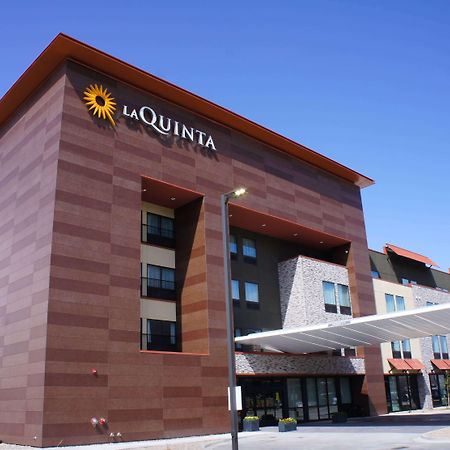 La Quinta Inn & Suites By Wyndham Littleton-Red Rocks Exterior photo